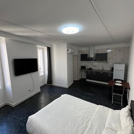 Suite St Charles, Canebiere, Vieux-Port Марсель Экстерьер фото