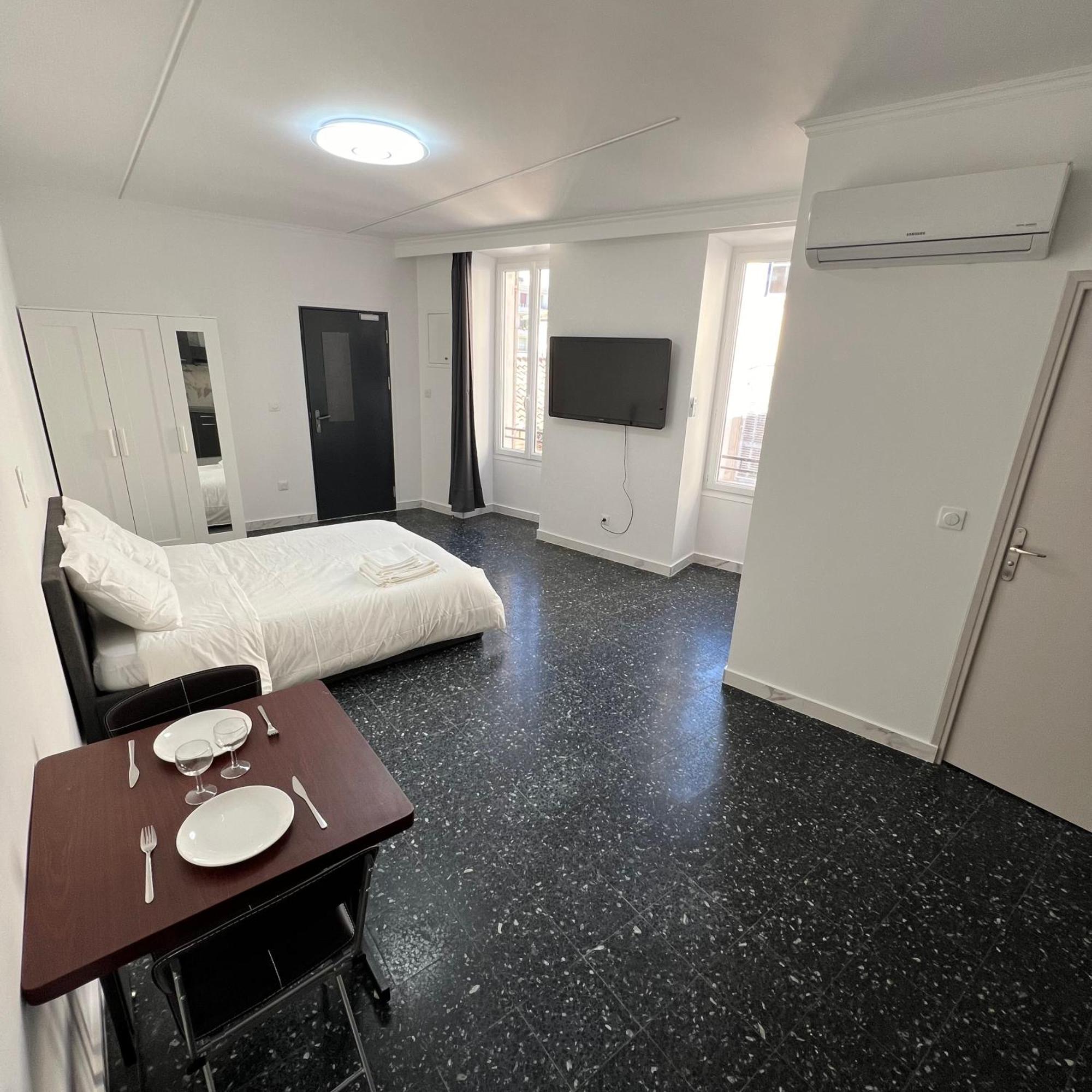 Suite St Charles, Canebiere, Vieux-Port Марсель Экстерьер фото